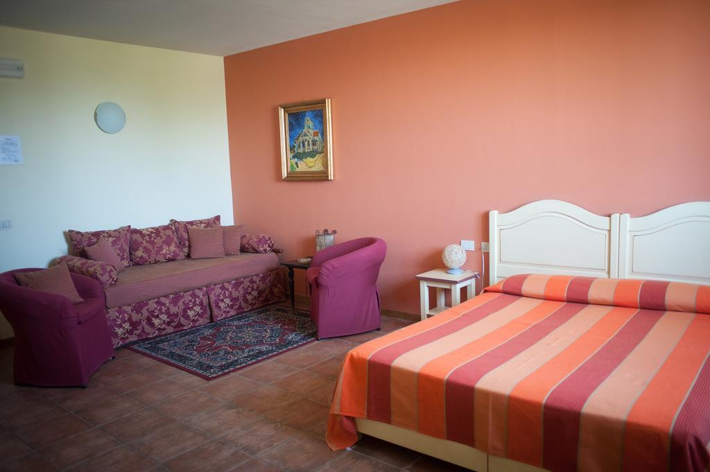 Agriturismo Il Mondo Guest House Парма Стая снимка