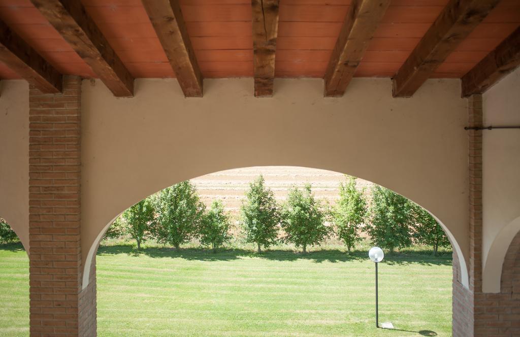 Agriturismo Il Mondo Guest House Парма Екстериор снимка
