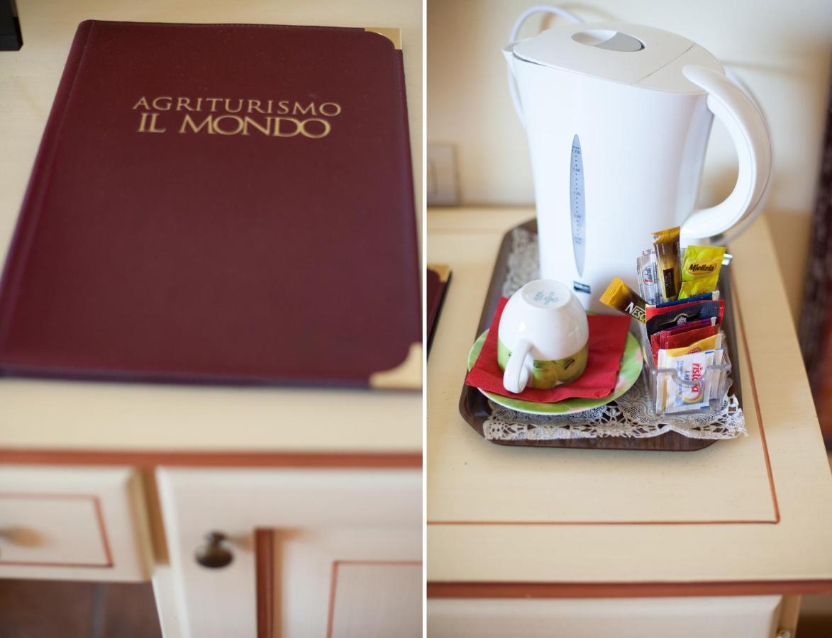 Agriturismo Il Mondo Guest House Парма Стая снимка